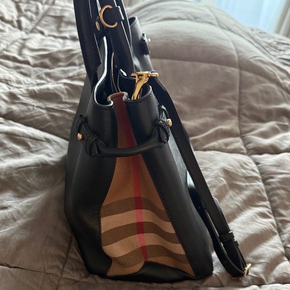 Burberry Banner Medium Bag - Picture 3 of 4